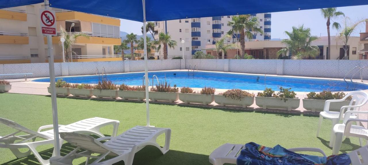 Blue Double Private Room At Front Beach - Habitacion Doble En La Playa Valencia Exterior photo